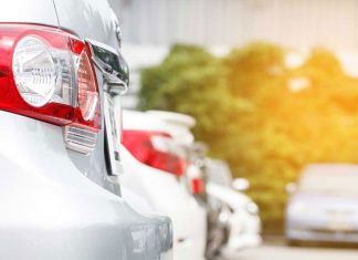 Na co zwrócić uwagę wybierając auto z wypożyczalni ?