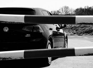 Jak sprowadzić samochód z zagranicy?