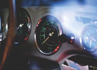 Kupno nowego auta: rejestracja, formalności, dokumenty