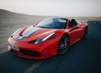 Jak krok po kroku przebiega regeneracja kloszy lamp i reflektorów? Jak krok po kroku przebiega regeneracja kloszy lamp i reflektorów