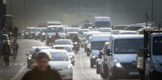 Ile pali diesel na zimnym silniku?