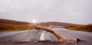 Czy można pływać łódką po jeziorze?