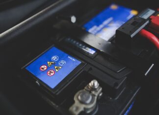 Jak długo wytrzymuje bateria w laptopie?